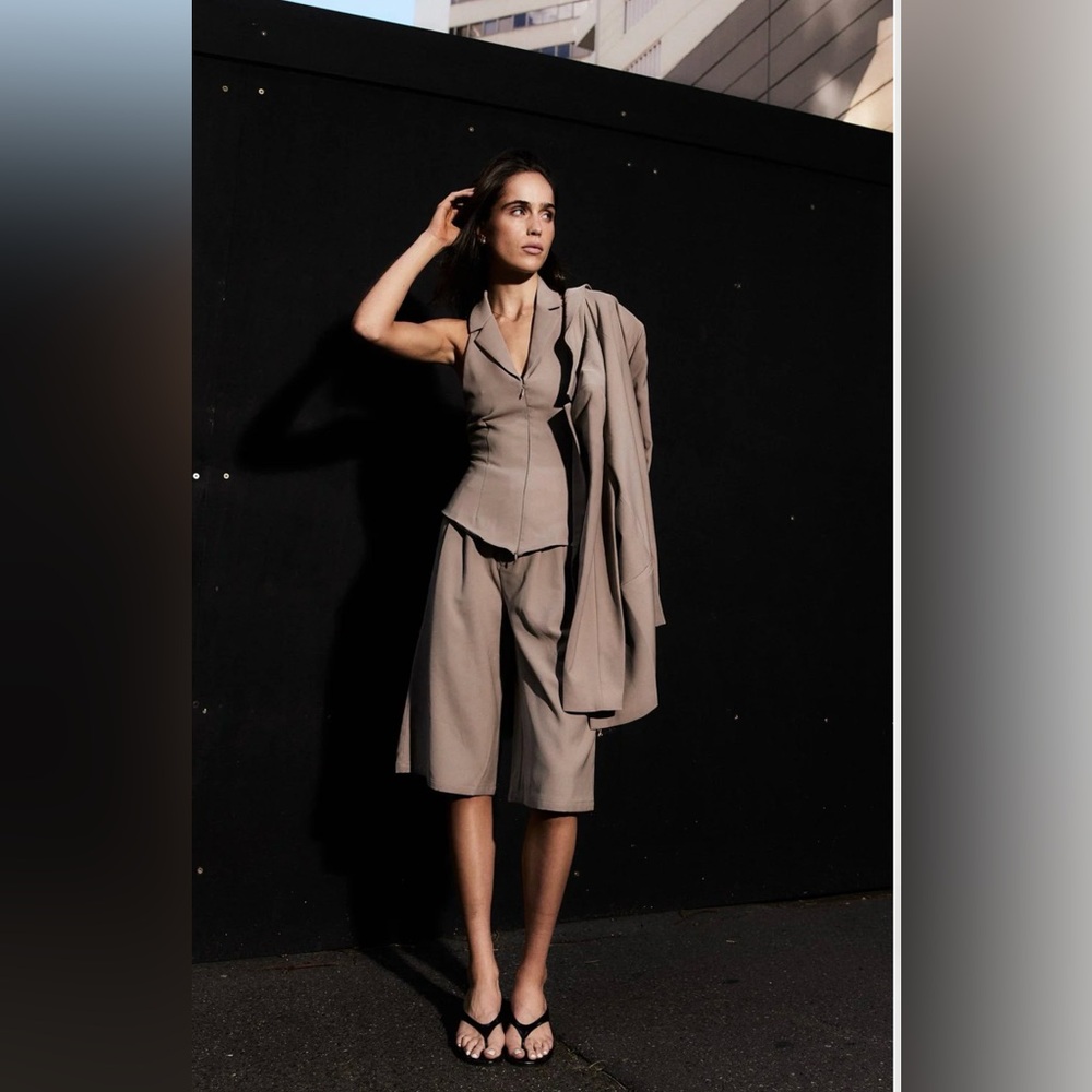 Charcoal tailored midi pants